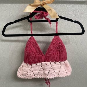 Handmade unworn crochet pink cropped halter top